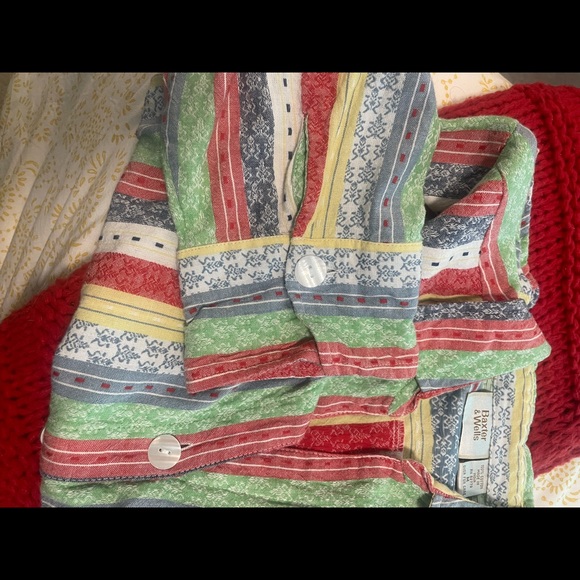 Cute 3/4 sleeve Button down patterned shirt - Picture 3 of 6